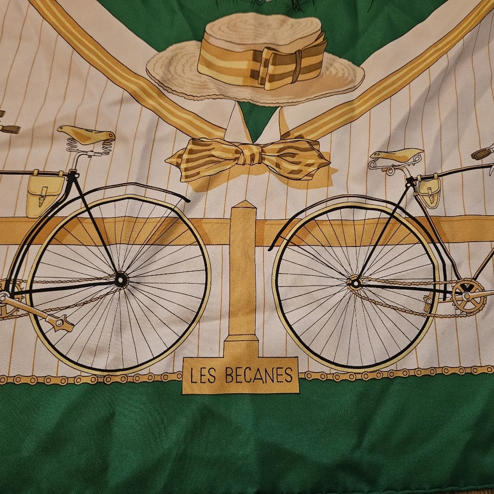 Hermes Les‎ Becanes Silk Scarf